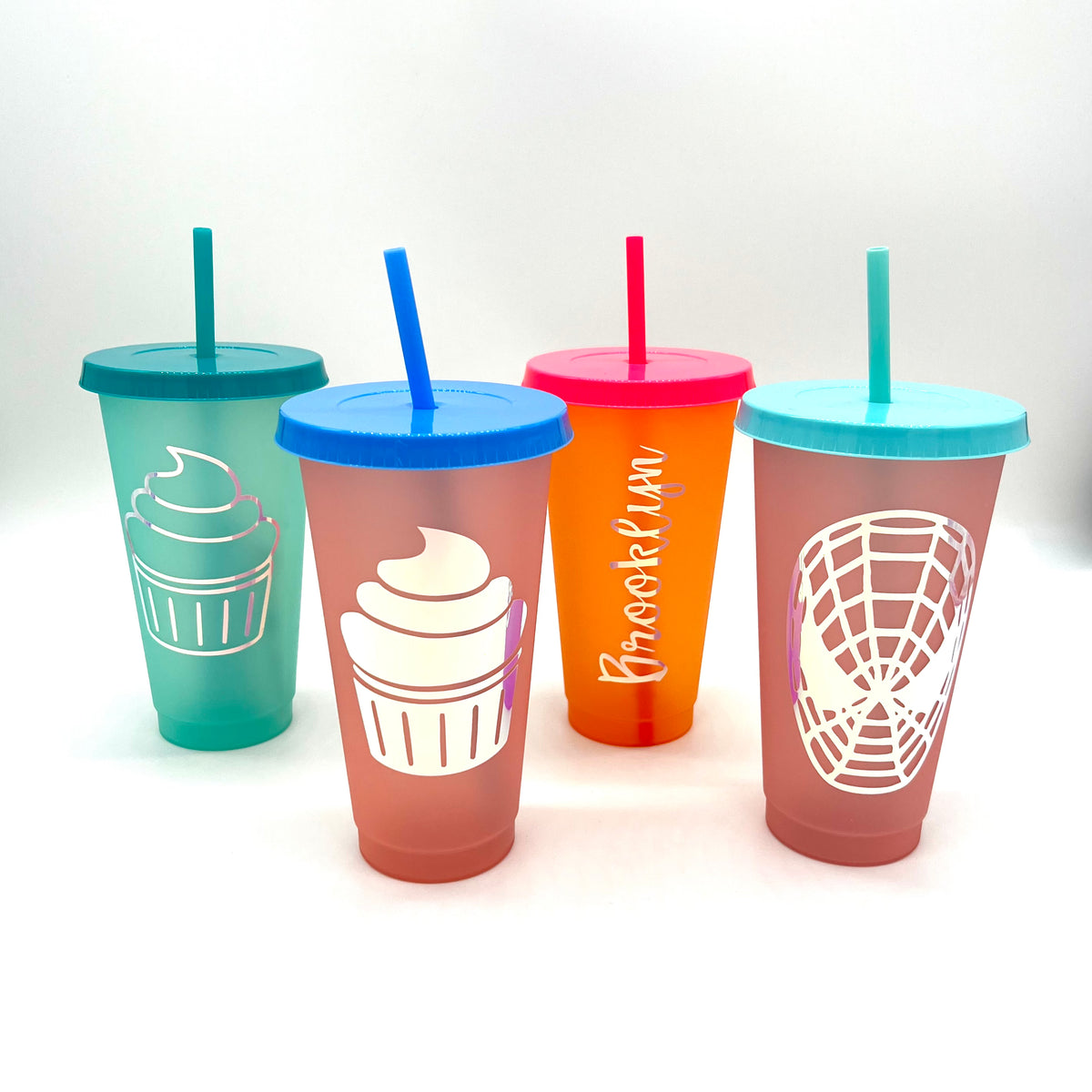 Color Changing Cups, Reusable Plastic Cups with Lids and Straws